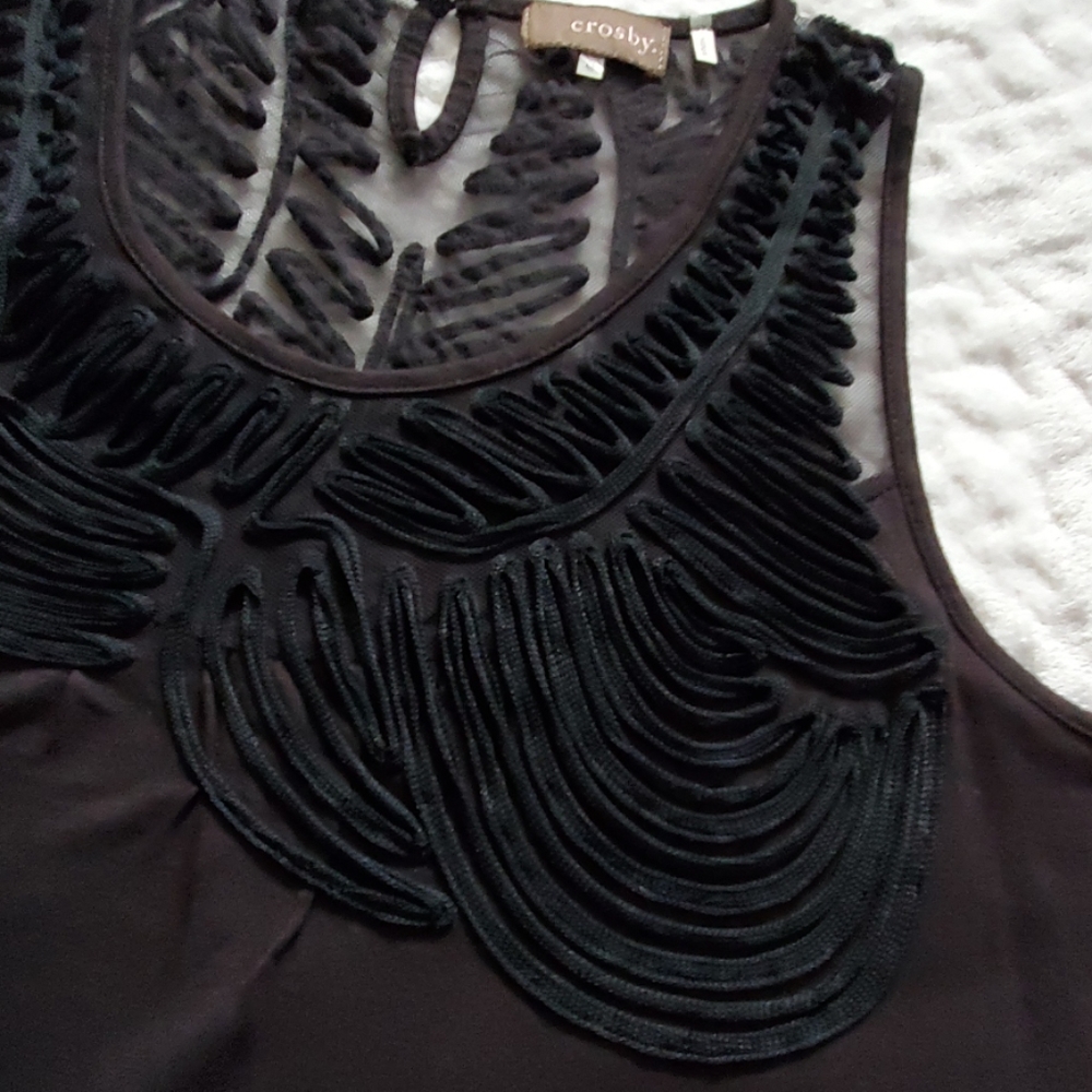 Crosby Sleeveless Top - Picture 2 of 5